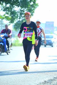 BIB: 22185
                            <button type="button" onclick="openModal(3813680)" class="btn btn-primary btn-sm float-right btn-popup" data-toggle="modal" data-target=".modal-high-quality">
                        <i class="fas fa-shopping-cart"></i> Add to Cart
                    </button>
                                            <button type="button" onclick="isThisMe(3813680, true)" class="btn btn-success btn-sm float-right btn-popup btn-isme hidden" data-toggle="tooltip" data-placement="bottom" title="นี่คือรูปของคุณใช่ไหม คลิกที่นี่เพื่อเอาเข้าอัลบั้ม">
                        <i class="fas fa-plus"></i> Add to album
                    </button>
                    <button type="button" onclick="isThisMe(3813680, false)" class="btn btn-warning btn-sm float-right btn-popup btn-isnotme hidden">
                        <i class="fas fa-ban"></i> Remove from album
                    </button>