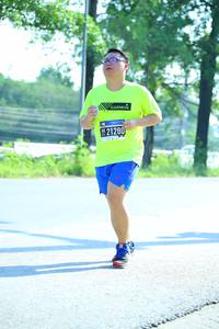 BIB: 21280
                            <button type="button" onclick="openModal(3714958)" class="btn btn-primary btn-sm float-right btn-popup" data-toggle="modal" data-target=".modal-high-quality">
                        <i class="fas fa-shopping-cart"></i> Add to Cart
                    </button>
                                            <button type="button" onclick="isThisMe(3714958, true)" class="btn btn-success btn-sm float-right btn-popup btn-isme hidden" data-toggle="tooltip" data-placement="bottom" title="นี่คือรูปของคุณใช่ไหม คลิกที่นี่เพื่อเอาเข้าอัลบั้ม">
                        <i class="fas fa-plus"></i> Add to album
                    </button>
                    <button type="button" onclick="isThisMe(3714958, false)" class="btn btn-warning btn-sm float-right btn-popup btn-isnotme hidden">
                        <i class="fas fa-ban"></i> Remove from album
                    </button>