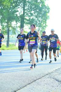 BIB: 11734
                            <button type="button" onclick="openModal(3706872)" class="btn btn-primary btn-sm float-right btn-popup" data-toggle="modal" data-target=".modal-high-quality">
                        <i class="fas fa-shopping-cart"></i> Add to Cart
                    </button>
                                            <button type="button" onclick="isThisMe(3706872, true)" class="btn btn-success btn-sm float-right btn-popup btn-isme hidden" data-toggle="tooltip" data-placement="bottom" title="นี่คือรูปของคุณใช่ไหม คลิกที่นี่เพื่อเอาเข้าอัลบั้ม">
                        <i class="fas fa-plus"></i> Add to album
                    </button>
                    <button type="button" onclick="isThisMe(3706872, false)" class="btn btn-warning btn-sm float-right btn-popup btn-isnotme hidden">
                        <i class="fas fa-ban"></i> Remove from album
                    </button>