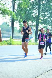 BIB: 
                            <button type="button" onclick="openModal(3697943)" class="btn btn-primary btn-sm float-right btn-popup" data-toggle="modal" data-target=".modal-high-quality">
                        <i class="fas fa-shopping-cart"></i> Add to Cart
                    </button>
                                            <button type="button" onclick="isThisMe(3697943, true)" class="btn btn-success btn-sm float-right btn-popup btn-isme hidden" data-toggle="tooltip" data-placement="bottom" title="นี่คือรูปของคุณใช่ไหม คลิกที่นี่เพื่อเอาเข้าอัลบั้ม">
                        <i class="fas fa-plus"></i> Add to album
                    </button>
                    <button type="button" onclick="isThisMe(3697943, false)" class="btn btn-warning btn-sm float-right btn-popup btn-isnotme hidden">
                        <i class="fas fa-ban"></i> Remove from album
                    </button>