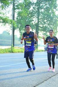 BIB: 11413
                            <button type="button" onclick="openModal(3680840)" class="btn btn-primary btn-sm float-right btn-popup" data-toggle="modal" data-target=".modal-high-quality">
                        <i class="fas fa-shopping-cart"></i> Add to Cart
                    </button>
                                            <button type="button" onclick="isThisMe(3680840, true)" class="btn btn-success btn-sm float-right btn-popup btn-isme hidden" data-toggle="tooltip" data-placement="bottom" title="นี่คือรูปของคุณใช่ไหม คลิกที่นี่เพื่อเอาเข้าอัลบั้ม">
                        <i class="fas fa-plus"></i> Add to album
                    </button>
                    <button type="button" onclick="isThisMe(3680840, false)" class="btn btn-warning btn-sm float-right btn-popup btn-isnotme hidden">
                        <i class="fas fa-ban"></i> Remove from album
                    </button>