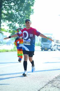 BIB: 20042
                            <button type="button" onclick="openModal(3700155)" class="btn btn-primary btn-sm float-right btn-popup" data-toggle="modal" data-target=".modal-high-quality">
                        <i class="fas fa-shopping-cart"></i> Add to Cart
                    </button>
                                            <button type="button" onclick="isThisMe(3700155, true)" class="btn btn-success btn-sm float-right btn-popup btn-isme hidden" data-toggle="tooltip" data-placement="bottom" title="นี่คือรูปของคุณใช่ไหม คลิกที่นี่เพื่อเอาเข้าอัลบั้ม">
                        <i class="fas fa-plus"></i> Add to album
                    </button>
                    <button type="button" onclick="isThisMe(3700155, false)" class="btn btn-warning btn-sm float-right btn-popup btn-isnotme hidden">
                        <i class="fas fa-ban"></i> Remove from album
                    </button>