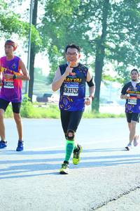 BIB: 21247, , 
                            <button type="button" onclick="openModal(3713118)" class="btn btn-primary btn-sm float-right btn-popup" data-toggle="modal" data-target=".modal-high-quality">
                        <i class="fas fa-shopping-cart"></i> Add to Cart
                    </button>
                                            <button type="button" onclick="isThisMe(3713118, true)" class="btn btn-success btn-sm float-right btn-popup btn-isme hidden" data-toggle="tooltip" data-placement="bottom" title="นี่คือรูปของคุณใช่ไหม คลิกที่นี่เพื่อเอาเข้าอัลบั้ม">
                        <i class="fas fa-plus"></i> Add to album
                    </button>
                    <button type="button" onclick="isThisMe(3713118, false)" class="btn btn-warning btn-sm float-right btn-popup btn-isnotme hidden">
                        <i class="fas fa-ban"></i> Remove from album
                    </button>