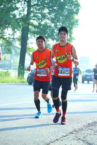 BIB: 214937, 21540
                            <button type="button" onclick="openModal(3812186)" class="btn btn-primary btn-sm float-right btn-popup" data-toggle="modal" data-target=".modal-high-quality">
                        <i class="fas fa-shopping-cart"></i> Add to Cart
                    </button>
                                            <button type="button" onclick="isThisMe(3812186, true)" class="btn btn-success btn-sm float-right btn-popup btn-isme hidden" data-toggle="tooltip" data-placement="bottom" title="นี่คือรูปของคุณใช่ไหม คลิกที่นี่เพื่อเอาเข้าอัลบั้ม">
                        <i class="fas fa-plus"></i> Add to album
                    </button>
                    <button type="button" onclick="isThisMe(3812186, false)" class="btn btn-warning btn-sm float-right btn-popup btn-isnotme hidden">
                        <i class="fas fa-ban"></i> Remove from album
                    </button>