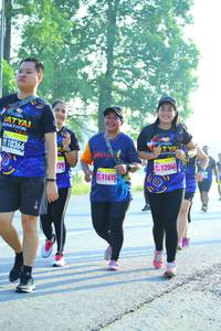 BIB: 103, 12046
                            <button type="button" onclick="openModal(3685622)" class="btn btn-primary btn-sm float-right btn-popup" data-toggle="modal" data-target=".modal-high-quality">
                        <i class="fas fa-shopping-cart"></i> Add to Cart
                    </button>
                                            <button type="button" onclick="isThisMe(3685622, true)" class="btn btn-success btn-sm float-right btn-popup btn-isme hidden" data-toggle="tooltip" data-placement="bottom" title="นี่คือรูปของคุณใช่ไหม คลิกที่นี่เพื่อเอาเข้าอัลบั้ม">
                        <i class="fas fa-plus"></i> Add to album
                    </button>
                    <button type="button" onclick="isThisMe(3685622, false)" class="btn btn-warning btn-sm float-right btn-popup btn-isnotme hidden">
                        <i class="fas fa-ban"></i> Remove from album
                    </button>