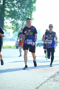 BIB: 21189, 205
                            <button type="button" onclick="openModal(3712708)" class="btn btn-primary btn-sm float-right btn-popup" data-toggle="modal" data-target=".modal-high-quality">
                        <i class="fas fa-shopping-cart"></i> Add to Cart
                    </button>
                                            <button type="button" onclick="isThisMe(3712708, true)" class="btn btn-success btn-sm float-right btn-popup btn-isme hidden" data-toggle="tooltip" data-placement="bottom" title="นี่คือรูปของคุณใช่ไหม คลิกที่นี่เพื่อเอาเข้าอัลบั้ม">
                        <i class="fas fa-plus"></i> Add to album
                    </button>
                    <button type="button" onclick="isThisMe(3712708, false)" class="btn btn-warning btn-sm float-right btn-popup btn-isnotme hidden">
                        <i class="fas fa-ban"></i> Remove from album
                    </button>