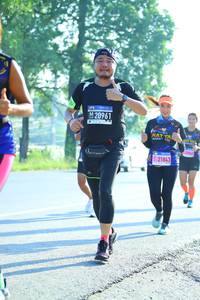 BIB: 20961, 21843
                            <button type="button" onclick="openModal(3702877)" class="btn btn-primary btn-sm float-right btn-popup" data-toggle="modal" data-target=".modal-high-quality">
                        <i class="fas fa-shopping-cart"></i> Add to Cart
                    </button>
                                            <button type="button" onclick="isThisMe(3702877, true)" class="btn btn-success btn-sm float-right btn-popup btn-isme hidden" data-toggle="tooltip" data-placement="bottom" title="นี่คือรูปของคุณใช่ไหม คลิกที่นี่เพื่อเอาเข้าอัลบั้ม">
                        <i class="fas fa-plus"></i> Add to album
                    </button>
                    <button type="button" onclick="isThisMe(3702877, false)" class="btn btn-warning btn-sm float-right btn-popup btn-isnotme hidden">
                        <i class="fas fa-ban"></i> Remove from album
                    </button>