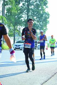 BIB: 41180
                            <button type="button" onclick="openModal(3812964)" class="btn btn-primary btn-sm float-right btn-popup" data-toggle="modal" data-target=".modal-high-quality">
                        <i class="fas fa-shopping-cart"></i> Add to Cart
                    </button>
                                            <button type="button" onclick="isThisMe(3812964, true)" class="btn btn-success btn-sm float-right btn-popup btn-isme hidden" data-toggle="tooltip" data-placement="bottom" title="นี่คือรูปของคุณใช่ไหม คลิกที่นี่เพื่อเอาเข้าอัลบั้ม">
                        <i class="fas fa-plus"></i> Add to album
                    </button>
                    <button type="button" onclick="isThisMe(3812964, false)" class="btn btn-warning btn-sm float-right btn-popup btn-isnotme hidden">
                        <i class="fas fa-ban"></i> Remove from album
                    </button>