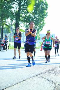 BIB: 22440
                            <button type="button" onclick="openModal(3812986)" class="btn btn-primary btn-sm float-right btn-popup" data-toggle="modal" data-target=".modal-high-quality">
                        <i class="fas fa-shopping-cart"></i> Add to Cart
                    </button>
                                            <button type="button" onclick="isThisMe(3812986, true)" class="btn btn-success btn-sm float-right btn-popup btn-isme hidden" data-toggle="tooltip" data-placement="bottom" title="นี่คือรูปของคุณใช่ไหม คลิกที่นี่เพื่อเอาเข้าอัลบั้ม">
                        <i class="fas fa-plus"></i> Add to album
                    </button>
                    <button type="button" onclick="isThisMe(3812986, false)" class="btn btn-warning btn-sm float-right btn-popup btn-isnotme hidden">
                        <i class="fas fa-ban"></i> Remove from album
                    </button>