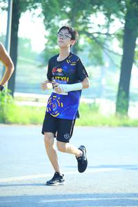 BIB: 21412
                            <button type="button" onclick="openModal(3811546)" class="btn btn-primary btn-sm float-right btn-popup" data-toggle="modal" data-target=".modal-high-quality">
                        <i class="fas fa-shopping-cart"></i> Add to Cart
                    </button>
                                            <button type="button" onclick="isThisMe(3811546, true)" class="btn btn-success btn-sm float-right btn-popup btn-isme hidden" data-toggle="tooltip" data-placement="bottom" title="นี่คือรูปของคุณใช่ไหม คลิกที่นี่เพื่อเอาเข้าอัลบั้ม">
                        <i class="fas fa-plus"></i> Add to album
                    </button>
                    <button type="button" onclick="isThisMe(3811546, false)" class="btn btn-warning btn-sm float-right btn-popup btn-isnotme hidden">
                        <i class="fas fa-ban"></i> Remove from album
                    </button>