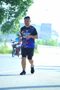 BIB: 20425
                            <button type="button" onclick="openModal(3813206)" class="btn btn-primary btn-sm float-right btn-popup" data-toggle="modal" data-target=".modal-high-quality">
                        <i class="fas fa-shopping-cart"></i> Add to Cart
                    </button>
                                            <button type="button" onclick="isThisMe(3813206, true)" class="btn btn-success btn-sm float-right btn-popup btn-isme hidden" data-toggle="tooltip" data-placement="bottom" title="นี่คือรูปของคุณใช่ไหม คลิกที่นี่เพื่อเอาเข้าอัลบั้ม">
                        <i class="fas fa-plus"></i> Add to album
                    </button>
                    <button type="button" onclick="isThisMe(3813206, false)" class="btn btn-warning btn-sm float-right btn-popup btn-isnotme hidden">
                        <i class="fas fa-ban"></i> Remove from album
                    </button>