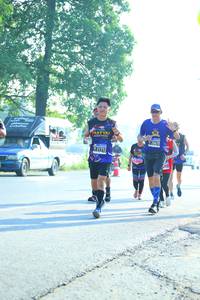 BIB: 
                            <button type="button" onclick="openModal(3813449)" class="btn btn-primary btn-sm float-right btn-popup" data-toggle="modal" data-target=".modal-high-quality">
                        <i class="fas fa-shopping-cart"></i> Add to Cart
                    </button>
                                            <button type="button" onclick="isThisMe(3813449, true)" class="btn btn-success btn-sm float-right btn-popup btn-isme hidden" data-toggle="tooltip" data-placement="bottom" title="นี่คือรูปของคุณใช่ไหม คลิกที่นี่เพื่อเอาเข้าอัลบั้ม">
                        <i class="fas fa-plus"></i> Add to album
                    </button>
                    <button type="button" onclick="isThisMe(3813449, false)" class="btn btn-warning btn-sm float-right btn-popup btn-isnotme hidden">
                        <i class="fas fa-ban"></i> Remove from album
                    </button>