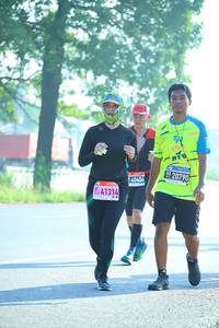 BIB: 41314
                            <button type="button" onclick="openModal(3700138)" class="btn btn-primary btn-sm float-right btn-popup" data-toggle="modal" data-target=".modal-high-quality">
                        <i class="fas fa-shopping-cart"></i> Add to Cart
                    </button>
                                            <button type="button" onclick="isThisMe(3700138, true)" class="btn btn-success btn-sm float-right btn-popup btn-isme hidden" data-toggle="tooltip" data-placement="bottom" title="นี่คือรูปของคุณใช่ไหม คลิกที่นี่เพื่อเอาเข้าอัลบั้ม">
                        <i class="fas fa-plus"></i> Add to album
                    </button>
                    <button type="button" onclick="isThisMe(3700138, false)" class="btn btn-warning btn-sm float-right btn-popup btn-isnotme hidden">
                        <i class="fas fa-ban"></i> Remove from album
                    </button>