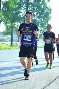 BIB: 20530, 40837
                            <button type="button" onclick="openModal(3706611)" class="btn btn-primary btn-sm float-right btn-popup" data-toggle="modal" data-target=".modal-high-quality">
                        <i class="fas fa-shopping-cart"></i> Add to Cart
                    </button>
                                            <button type="button" onclick="isThisMe(3706611, true)" class="btn btn-success btn-sm float-right btn-popup btn-isme hidden" data-toggle="tooltip" data-placement="bottom" title="นี่คือรูปของคุณใช่ไหม คลิกที่นี่เพื่อเอาเข้าอัลบั้ม">
                        <i class="fas fa-plus"></i> Add to album
                    </button>
                    <button type="button" onclick="isThisMe(3706611, false)" class="btn btn-warning btn-sm float-right btn-popup btn-isnotme hidden">
                        <i class="fas fa-ban"></i> Remove from album
                    </button>