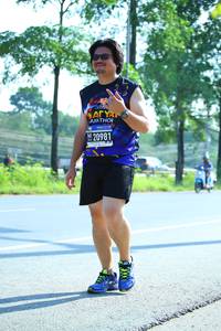 BIB: 20981
                            <button type="button" onclick="openModal(3714199)" class="btn btn-primary btn-sm float-right btn-popup" data-toggle="modal" data-target=".modal-high-quality">
                        <i class="fas fa-shopping-cart"></i> Add to Cart
                    </button>
                                            <button type="button" onclick="isThisMe(3714199, true)" class="btn btn-success btn-sm float-right btn-popup btn-isme hidden" data-toggle="tooltip" data-placement="bottom" title="นี่คือรูปของคุณใช่ไหม คลิกที่นี่เพื่อเอาเข้าอัลบั้ม">
                        <i class="fas fa-plus"></i> Add to album
                    </button>
                    <button type="button" onclick="isThisMe(3714199, false)" class="btn btn-warning btn-sm float-right btn-popup btn-isnotme hidden">
                        <i class="fas fa-ban"></i> Remove from album
                    </button>