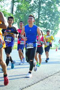 BIB: 20215, 2228
                            <button type="button" onclick="openModal(3812367)" class="btn btn-primary btn-sm float-right btn-popup" data-toggle="modal" data-target=".modal-high-quality">
                        <i class="fas fa-shopping-cart"></i> Add to Cart
                    </button>
                                            <button type="button" onclick="isThisMe(3812367, true)" class="btn btn-success btn-sm float-right btn-popup btn-isme hidden" data-toggle="tooltip" data-placement="bottom" title="นี่คือรูปของคุณใช่ไหม คลิกที่นี่เพื่อเอาเข้าอัลบั้ม">
                        <i class="fas fa-plus"></i> Add to album
                    </button>
                    <button type="button" onclick="isThisMe(3812367, false)" class="btn btn-warning btn-sm float-right btn-popup btn-isnotme hidden">
                        <i class="fas fa-ban"></i> Remove from album
                    </button>