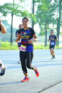 BIB: 201
                            <button type="button" onclick="openModal(3703970)" class="btn btn-primary btn-sm float-right btn-popup" data-toggle="modal" data-target=".modal-high-quality">
                        <i class="fas fa-shopping-cart"></i> Add to Cart
                    </button>
                                            <button type="button" onclick="isThisMe(3703970, true)" class="btn btn-success btn-sm float-right btn-popup btn-isme hidden" data-toggle="tooltip" data-placement="bottom" title="นี่คือรูปของคุณใช่ไหม คลิกที่นี่เพื่อเอาเข้าอัลบั้ม">
                        <i class="fas fa-plus"></i> Add to album
                    </button>
                    <button type="button" onclick="isThisMe(3703970, false)" class="btn btn-warning btn-sm float-right btn-popup btn-isnotme hidden">
                        <i class="fas fa-ban"></i> Remove from album
                    </button>