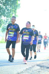 BIB: 11982
                            <button type="button" onclick="openModal(3811742)" class="btn btn-primary btn-sm float-right btn-popup" data-toggle="modal" data-target=".modal-high-quality">
                        <i class="fas fa-shopping-cart"></i> Add to Cart
                    </button>
                                            <button type="button" onclick="isThisMe(3811742, true)" class="btn btn-success btn-sm float-right btn-popup btn-isme hidden" data-toggle="tooltip" data-placement="bottom" title="นี่คือรูปของคุณใช่ไหม คลิกที่นี่เพื่อเอาเข้าอัลบั้ม">
                        <i class="fas fa-plus"></i> Add to album
                    </button>
                    <button type="button" onclick="isThisMe(3811742, false)" class="btn btn-warning btn-sm float-right btn-popup btn-isnotme hidden">
                        <i class="fas fa-ban"></i> Remove from album
                    </button>