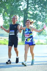 BIB: 21162, 21988
                            <button type="button" onclick="openModal(3812263)" class="btn btn-primary btn-sm float-right btn-popup" data-toggle="modal" data-target=".modal-high-quality">
                        <i class="fas fa-shopping-cart"></i> Add to Cart
                    </button>
                                            <button type="button" onclick="isThisMe(3812263, true)" class="btn btn-success btn-sm float-right btn-popup btn-isme hidden" data-toggle="tooltip" data-placement="bottom" title="นี่คือรูปของคุณใช่ไหม คลิกที่นี่เพื่อเอาเข้าอัลบั้ม">
                        <i class="fas fa-plus"></i> Add to album
                    </button>
                    <button type="button" onclick="isThisMe(3812263, false)" class="btn btn-warning btn-sm float-right btn-popup btn-isnotme hidden">
                        <i class="fas fa-ban"></i> Remove from album
                    </button>