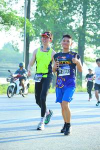 BIB: 20492
                            <button type="button" onclick="openModal(3808646)" class="btn btn-primary btn-sm float-right btn-popup" data-toggle="modal" data-target=".modal-high-quality">
                        <i class="fas fa-shopping-cart"></i> Add to Cart
                    </button>
                                            <button type="button" onclick="isThisMe(3808646, true)" class="btn btn-success btn-sm float-right btn-popup btn-isme hidden" data-toggle="tooltip" data-placement="bottom" title="นี่คือรูปของคุณใช่ไหม คลิกที่นี่เพื่อเอาเข้าอัลบั้ม">
                        <i class="fas fa-plus"></i> Add to album
                    </button>
                    <button type="button" onclick="isThisMe(3808646, false)" class="btn btn-warning btn-sm float-right btn-popup btn-isnotme hidden">
                        <i class="fas fa-ban"></i> Remove from album
                    </button>