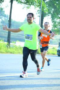 BIB: 21482
                            <button type="button" onclick="openModal(3811582)" class="btn btn-primary btn-sm float-right btn-popup" data-toggle="modal" data-target=".modal-high-quality">
                        <i class="fas fa-shopping-cart"></i> Add to Cart
                    </button>
                                            <button type="button" onclick="isThisMe(3811582, true)" class="btn btn-success btn-sm float-right btn-popup btn-isme hidden" data-toggle="tooltip" data-placement="bottom" title="นี่คือรูปของคุณใช่ไหม คลิกที่นี่เพื่อเอาเข้าอัลบั้ม">
                        <i class="fas fa-plus"></i> Add to album
                    </button>
                    <button type="button" onclick="isThisMe(3811582, false)" class="btn btn-warning btn-sm float-right btn-popup btn-isnotme hidden">
                        <i class="fas fa-ban"></i> Remove from album
                    </button>