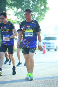 BIB: 10598
                            <button type="button" onclick="openModal(3701580)" class="btn btn-primary btn-sm float-right btn-popup" data-toggle="modal" data-target=".modal-high-quality">
                        <i class="fas fa-shopping-cart"></i> Add to Cart
                    </button>
                                            <button type="button" onclick="isThisMe(3701580, true)" class="btn btn-success btn-sm float-right btn-popup btn-isme hidden" data-toggle="tooltip" data-placement="bottom" title="นี่คือรูปของคุณใช่ไหม คลิกที่นี่เพื่อเอาเข้าอัลบั้ม">
                        <i class="fas fa-plus"></i> Add to album
                    </button>
                    <button type="button" onclick="isThisMe(3701580, false)" class="btn btn-warning btn-sm float-right btn-popup btn-isnotme hidden">
                        <i class="fas fa-ban"></i> Remove from album
                    </button>