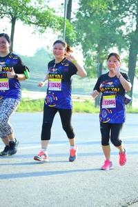 BIB: 12420, 2455
                            <button type="button" onclick="openModal(3706507)" class="btn btn-primary btn-sm float-right btn-popup" data-toggle="modal" data-target=".modal-high-quality">
                        <i class="fas fa-shopping-cart"></i> Add to Cart
                    </button>
                                            <button type="button" onclick="isThisMe(3706507, true)" class="btn btn-success btn-sm float-right btn-popup btn-isme hidden" data-toggle="tooltip" data-placement="bottom" title="นี่คือรูปของคุณใช่ไหม คลิกที่นี่เพื่อเอาเข้าอัลบั้ม">
                        <i class="fas fa-plus"></i> Add to album
                    </button>
                    <button type="button" onclick="isThisMe(3706507, false)" class="btn btn-warning btn-sm float-right btn-popup btn-isnotme hidden">
                        <i class="fas fa-ban"></i> Remove from album
                    </button>