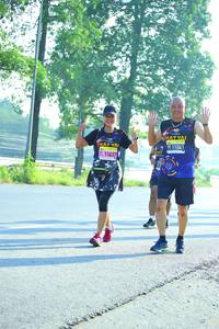 BIB: 11637
                            <button type="button" onclick="openModal(3812546)" class="btn btn-primary btn-sm float-right btn-popup" data-toggle="modal" data-target=".modal-high-quality">
                        <i class="fas fa-shopping-cart"></i> Add to Cart
                    </button>
                                            <button type="button" onclick="isThisMe(3812546, true)" class="btn btn-success btn-sm float-right btn-popup btn-isme hidden" data-toggle="tooltip" data-placement="bottom" title="นี่คือรูปของคุณใช่ไหม คลิกที่นี่เพื่อเอาเข้าอัลบั้ม">
                        <i class="fas fa-plus"></i> Add to album
                    </button>
                    <button type="button" onclick="isThisMe(3812546, false)" class="btn btn-warning btn-sm float-right btn-popup btn-isnotme hidden">
                        <i class="fas fa-ban"></i> Remove from album
                    </button>