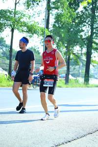 BIB: 40192
                            <button type="button" onclick="openModal(3813593)" class="btn btn-primary btn-sm float-right btn-popup" data-toggle="modal" data-target=".modal-high-quality">
                        <i class="fas fa-shopping-cart"></i> Add to Cart
                    </button>
                                            <button type="button" onclick="isThisMe(3813593, true)" class="btn btn-success btn-sm float-right btn-popup btn-isme hidden" data-toggle="tooltip" data-placement="bottom" title="นี่คือรูปของคุณใช่ไหม คลิกที่นี่เพื่อเอาเข้าอัลบั้ม">
                        <i class="fas fa-plus"></i> Add to album
                    </button>
                    <button type="button" onclick="isThisMe(3813593, false)" class="btn btn-warning btn-sm float-right btn-popup btn-isnotme hidden">
                        <i class="fas fa-ban"></i> Remove from album
                    </button>