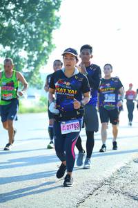 BIB: 201, 21763
                            <button type="button" onclick="openModal(3706568)" class="btn btn-primary btn-sm float-right btn-popup" data-toggle="modal" data-target=".modal-high-quality">
                        <i class="fas fa-shopping-cart"></i> Add to Cart
                    </button>
                                            <button type="button" onclick="isThisMe(3706568, true)" class="btn btn-success btn-sm float-right btn-popup btn-isme hidden" data-toggle="tooltip" data-placement="bottom" title="นี่คือรูปของคุณใช่ไหม คลิกที่นี่เพื่อเอาเข้าอัลบั้ม">
                        <i class="fas fa-plus"></i> Add to album
                    </button>
                    <button type="button" onclick="isThisMe(3706568, false)" class="btn btn-warning btn-sm float-right btn-popup btn-isnotme hidden">
                        <i class="fas fa-ban"></i> Remove from album
                    </button>