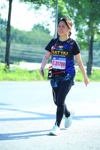 BIB: 21788
                            <button type="button" onclick="openModal(3714628)" class="btn btn-primary btn-sm float-right btn-popup" data-toggle="modal" data-target=".modal-high-quality">
                        <i class="fas fa-shopping-cart"></i> Add to Cart
                    </button>
                                            <button type="button" onclick="isThisMe(3714628, true)" class="btn btn-success btn-sm float-right btn-popup btn-isme hidden" data-toggle="tooltip" data-placement="bottom" title="นี่คือรูปของคุณใช่ไหม คลิกที่นี่เพื่อเอาเข้าอัลบั้ม">
                        <i class="fas fa-plus"></i> Add to album
                    </button>
                    <button type="button" onclick="isThisMe(3714628, false)" class="btn btn-warning btn-sm float-right btn-popup btn-isnotme hidden">
                        <i class="fas fa-ban"></i> Remove from album
                    </button>