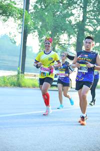 BIB: 10342, 12444, 12712, 
                            <button type="button" onclick="openModal(3684875)" class="btn btn-primary btn-sm float-right btn-popup" data-toggle="modal" data-target=".modal-high-quality">
                        <i class="fas fa-shopping-cart"></i> Add to Cart
                    </button>
                                            <button type="button" onclick="isThisMe(3684875, true)" class="btn btn-success btn-sm float-right btn-popup btn-isme hidden" data-toggle="tooltip" data-placement="bottom" title="นี่คือรูปของคุณใช่ไหม คลิกที่นี่เพื่อเอาเข้าอัลบั้ม">
                        <i class="fas fa-plus"></i> Add to album
                    </button>
                    <button type="button" onclick="isThisMe(3684875, false)" class="btn btn-warning btn-sm float-right btn-popup btn-isnotme hidden">
                        <i class="fas fa-ban"></i> Remove from album
                    </button>