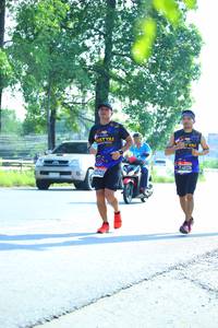 BIB: 40602
                            <button type="button" onclick="openModal(3714920)" class="btn btn-primary btn-sm float-right btn-popup" data-toggle="modal" data-target=".modal-high-quality">
                        <i class="fas fa-shopping-cart"></i> Add to Cart
                    </button>
                                            <button type="button" onclick="isThisMe(3714920, true)" class="btn btn-success btn-sm float-right btn-popup btn-isme hidden" data-toggle="tooltip" data-placement="bottom" title="นี่คือรูปของคุณใช่ไหม คลิกที่นี่เพื่อเอาเข้าอัลบั้ม">
                        <i class="fas fa-plus"></i> Add to album
                    </button>
                    <button type="button" onclick="isThisMe(3714920, false)" class="btn btn-warning btn-sm float-right btn-popup btn-isnotme hidden">
                        <i class="fas fa-ban"></i> Remove from album
                    </button>