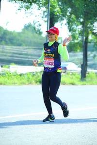 BIB: 41429
                            <button type="button" onclick="openModal(3813960)" class="btn btn-primary btn-sm float-right btn-popup" data-toggle="modal" data-target=".modal-high-quality">
                        <i class="fas fa-shopping-cart"></i> Add to Cart
                    </button>
                                            <button type="button" onclick="isThisMe(3813960, true)" class="btn btn-success btn-sm float-right btn-popup btn-isme hidden" data-toggle="tooltip" data-placement="bottom" title="นี่คือรูปของคุณใช่ไหม คลิกที่นี่เพื่อเอาเข้าอัลบั้ม">
                        <i class="fas fa-plus"></i> Add to album
                    </button>
                    <button type="button" onclick="isThisMe(3813960, false)" class="btn btn-warning btn-sm float-right btn-popup btn-isnotme hidden">
                        <i class="fas fa-ban"></i> Remove from album
                    </button>