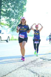 BIB: 22253, 
                            <button type="button" onclick="openModal(3713665)" class="btn btn-primary btn-sm float-right btn-popup" data-toggle="modal" data-target=".modal-high-quality">
                        <i class="fas fa-shopping-cart"></i> Add to Cart
                    </button>
                                            <button type="button" onclick="isThisMe(3713665, true)" class="btn btn-success btn-sm float-right btn-popup btn-isme hidden" data-toggle="tooltip" data-placement="bottom" title="นี่คือรูปของคุณใช่ไหม คลิกที่นี่เพื่อเอาเข้าอัลบั้ม">
                        <i class="fas fa-plus"></i> Add to album
                    </button>
                    <button type="button" onclick="isThisMe(3713665, false)" class="btn btn-warning btn-sm float-right btn-popup btn-isnotme hidden">
                        <i class="fas fa-ban"></i> Remove from album
                    </button>