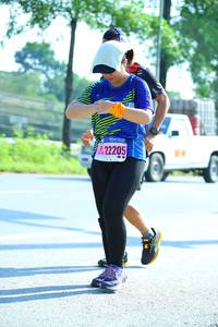 BIB: 22205
                            <button type="button" onclick="openModal(3714527)" class="btn btn-primary btn-sm float-right btn-popup" data-toggle="modal" data-target=".modal-high-quality">
                        <i class="fas fa-shopping-cart"></i> Add to Cart
                    </button>
                                            <button type="button" onclick="isThisMe(3714527, true)" class="btn btn-success btn-sm float-right btn-popup btn-isme hidden" data-toggle="tooltip" data-placement="bottom" title="นี่คือรูปของคุณใช่ไหม คลิกที่นี่เพื่อเอาเข้าอัลบั้ม">
                        <i class="fas fa-plus"></i> Add to album
                    </button>
                    <button type="button" onclick="isThisMe(3714527, false)" class="btn btn-warning btn-sm float-right btn-popup btn-isnotme hidden">
                        <i class="fas fa-ban"></i> Remove from album
                    </button>