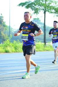 BIB: 10168
                            <button type="button" onclick="openModal(3698221)" class="btn btn-primary btn-sm float-right btn-popup" data-toggle="modal" data-target=".modal-high-quality">
                        <i class="fas fa-shopping-cart"></i> Add to Cart
                    </button>
                                            <button type="button" onclick="isThisMe(3698221, true)" class="btn btn-success btn-sm float-right btn-popup btn-isme hidden" data-toggle="tooltip" data-placement="bottom" title="นี่คือรูปของคุณใช่ไหม คลิกที่นี่เพื่อเอาเข้าอัลบั้ม">
                        <i class="fas fa-plus"></i> Add to album
                    </button>
                    <button type="button" onclick="isThisMe(3698221, false)" class="btn btn-warning btn-sm float-right btn-popup btn-isnotme hidden">
                        <i class="fas fa-ban"></i> Remove from album
                    </button>