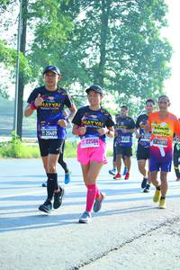 BIB: 20489, 22584, 41097
                            <button type="button" onclick="openModal(3812216)" class="btn btn-primary btn-sm float-right btn-popup" data-toggle="modal" data-target=".modal-high-quality">
                        <i class="fas fa-shopping-cart"></i> Add to Cart
                    </button>
                                            <button type="button" onclick="isThisMe(3812216, true)" class="btn btn-success btn-sm float-right btn-popup btn-isme hidden" data-toggle="tooltip" data-placement="bottom" title="นี่คือรูปของคุณใช่ไหม คลิกที่นี่เพื่อเอาเข้าอัลบั้ม">
                        <i class="fas fa-plus"></i> Add to album
                    </button>
                    <button type="button" onclick="isThisMe(3812216, false)" class="btn btn-warning btn-sm float-right btn-popup btn-isnotme hidden">
                        <i class="fas fa-ban"></i> Remove from album
                    </button>