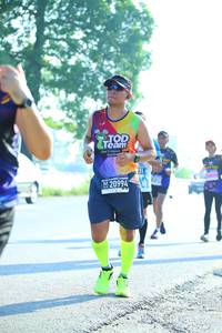 BIB: 20994
                            <button type="button" onclick="openModal(3701304)" class="btn btn-primary btn-sm float-right btn-popup" data-toggle="modal" data-target=".modal-high-quality">
                        <i class="fas fa-shopping-cart"></i> Add to Cart
                    </button>
                                            <button type="button" onclick="isThisMe(3701304, true)" class="btn btn-success btn-sm float-right btn-popup btn-isme hidden" data-toggle="tooltip" data-placement="bottom" title="นี่คือรูปของคุณใช่ไหม คลิกที่นี่เพื่อเอาเข้าอัลบั้ม">
                        <i class="fas fa-plus"></i> Add to album
                    </button>
                    <button type="button" onclick="isThisMe(3701304, false)" class="btn btn-warning btn-sm float-right btn-popup btn-isnotme hidden">
                        <i class="fas fa-ban"></i> Remove from album
                    </button>