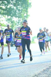 BIB: 12117, 1186
                            <button type="button" onclick="openModal(3683905)" class="btn btn-primary btn-sm float-right btn-popup" data-toggle="modal" data-target=".modal-high-quality">
                        <i class="fas fa-shopping-cart"></i> Add to Cart
                    </button>
                                            <button type="button" onclick="isThisMe(3683905, true)" class="btn btn-success btn-sm float-right btn-popup btn-isme hidden" data-toggle="tooltip" data-placement="bottom" title="นี่คือรูปของคุณใช่ไหม คลิกที่นี่เพื่อเอาเข้าอัลบั้ม">
                        <i class="fas fa-plus"></i> Add to album
                    </button>
                    <button type="button" onclick="isThisMe(3683905, false)" class="btn btn-warning btn-sm float-right btn-popup btn-isnotme hidden">
                        <i class="fas fa-ban"></i> Remove from album
                    </button>