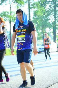 BIB: 2019, 11271
                            <button type="button" onclick="openModal(3811704)" class="btn btn-primary btn-sm float-right btn-popup" data-toggle="modal" data-target=".modal-high-quality">
                        <i class="fas fa-shopping-cart"></i> Add to Cart
                    </button>
                                            <button type="button" onclick="isThisMe(3811704, true)" class="btn btn-success btn-sm float-right btn-popup btn-isme hidden" data-toggle="tooltip" data-placement="bottom" title="นี่คือรูปของคุณใช่ไหม คลิกที่นี่เพื่อเอาเข้าอัลบั้ม">
                        <i class="fas fa-plus"></i> Add to album
                    </button>
                    <button type="button" onclick="isThisMe(3811704, false)" class="btn btn-warning btn-sm float-right btn-popup btn-isnotme hidden">
                        <i class="fas fa-ban"></i> Remove from album
                    </button>