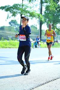 BIB: 41460
                            <button type="button" onclick="openModal(3713918)" class="btn btn-primary btn-sm float-right btn-popup" data-toggle="modal" data-target=".modal-high-quality">
                        <i class="fas fa-shopping-cart"></i> Add to Cart
                    </button>
                                            <button type="button" onclick="isThisMe(3713918, true)" class="btn btn-success btn-sm float-right btn-popup btn-isme hidden" data-toggle="tooltip" data-placement="bottom" title="นี่คือรูปของคุณใช่ไหม คลิกที่นี่เพื่อเอาเข้าอัลบั้ม">
                        <i class="fas fa-plus"></i> Add to album
                    </button>
                    <button type="button" onclick="isThisMe(3713918, false)" class="btn btn-warning btn-sm float-right btn-popup btn-isnotme hidden">
                        <i class="fas fa-ban"></i> Remove from album
                    </button>