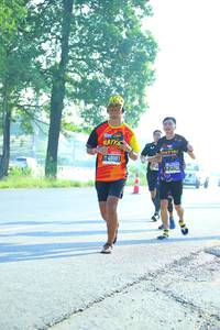 BIB: 
                            <button type="button" onclick="openModal(3699296)" class="btn btn-primary btn-sm float-right btn-popup" data-toggle="modal" data-target=".modal-high-quality">
                        <i class="fas fa-shopping-cart"></i> Add to Cart
                    </button>
                                            <button type="button" onclick="isThisMe(3699296, true)" class="btn btn-success btn-sm float-right btn-popup btn-isme hidden" data-toggle="tooltip" data-placement="bottom" title="นี่คือรูปของคุณใช่ไหม คลิกที่นี่เพื่อเอาเข้าอัลบั้ม">
                        <i class="fas fa-plus"></i> Add to album
                    </button>
                    <button type="button" onclick="isThisMe(3699296, false)" class="btn btn-warning btn-sm float-right btn-popup btn-isnotme hidden">
                        <i class="fas fa-ban"></i> Remove from album
                    </button>