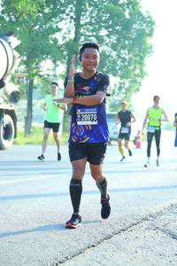 BIB: 20070
                            <button type="button" onclick="openModal(3808600)" class="btn btn-primary btn-sm float-right btn-popup" data-toggle="modal" data-target=".modal-high-quality">
                        <i class="fas fa-shopping-cart"></i> Add to Cart
                    </button>
                                            <button type="button" onclick="isThisMe(3808600, true)" class="btn btn-success btn-sm float-right btn-popup btn-isme hidden" data-toggle="tooltip" data-placement="bottom" title="นี่คือรูปของคุณใช่ไหม คลิกที่นี่เพื่อเอาเข้าอัลบั้ม">
                        <i class="fas fa-plus"></i> Add to album
                    </button>
                    <button type="button" onclick="isThisMe(3808600, false)" class="btn btn-warning btn-sm float-right btn-popup btn-isnotme hidden">
                        <i class="fas fa-ban"></i> Remove from album
                    </button>