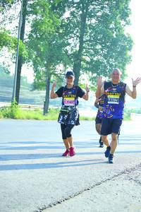 BIB: 11637
                            <button type="button" onclick="openModal(3812543)" class="btn btn-primary btn-sm float-right btn-popup" data-toggle="modal" data-target=".modal-high-quality">
                        <i class="fas fa-shopping-cart"></i> Add to Cart
                    </button>
                                            <button type="button" onclick="isThisMe(3812543, true)" class="btn btn-success btn-sm float-right btn-popup btn-isme hidden" data-toggle="tooltip" data-placement="bottom" title="นี่คือรูปของคุณใช่ไหม คลิกที่นี่เพื่อเอาเข้าอัลบั้ม">
                        <i class="fas fa-plus"></i> Add to album
                    </button>
                    <button type="button" onclick="isThisMe(3812543, false)" class="btn btn-warning btn-sm float-right btn-popup btn-isnotme hidden">
                        <i class="fas fa-ban"></i> Remove from album
                    </button>