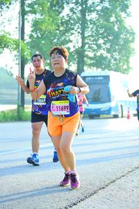 BIB: 201, 11699
                            <button type="button" onclick="openModal(3677874)" class="btn btn-primary btn-sm float-right btn-popup" data-toggle="modal" data-target=".modal-high-quality">
                        <i class="fas fa-shopping-cart"></i> Add to Cart
                    </button>
                                            <button type="button" onclick="isThisMe(3677874, true)" class="btn btn-success btn-sm float-right btn-popup btn-isme hidden" data-toggle="tooltip" data-placement="bottom" title="นี่คือรูปของคุณใช่ไหม คลิกที่นี่เพื่อเอาเข้าอัลบั้ม">
                        <i class="fas fa-plus"></i> Add to album
                    </button>
                    <button type="button" onclick="isThisMe(3677874, false)" class="btn btn-warning btn-sm float-right btn-popup btn-isnotme hidden">
                        <i class="fas fa-ban"></i> Remove from album
                    </button>