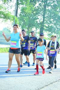 BIB: 12666, 12185
                            <button type="button" onclick="openModal(3811594)" class="btn btn-primary btn-sm float-right btn-popup" data-toggle="modal" data-target=".modal-high-quality">
                        <i class="fas fa-shopping-cart"></i> Add to Cart
                    </button>
                                            <button type="button" onclick="isThisMe(3811594, true)" class="btn btn-success btn-sm float-right btn-popup btn-isme hidden" data-toggle="tooltip" data-placement="bottom" title="นี่คือรูปของคุณใช่ไหม คลิกที่นี่เพื่อเอาเข้าอัลบั้ม">
                        <i class="fas fa-plus"></i> Add to album
                    </button>
                    <button type="button" onclick="isThisMe(3811594, false)" class="btn btn-warning btn-sm float-right btn-popup btn-isnotme hidden">
                        <i class="fas fa-ban"></i> Remove from album
                    </button>