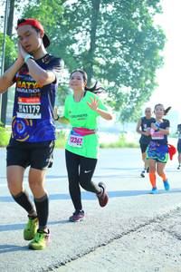 BIB: 41179, 2367
                            <button type="button" onclick="openModal(3812451)" class="btn btn-primary btn-sm float-right btn-popup" data-toggle="modal" data-target=".modal-high-quality">
                        <i class="fas fa-shopping-cart"></i> Add to Cart
                    </button>
                                            <button type="button" onclick="isThisMe(3812451, true)" class="btn btn-success btn-sm float-right btn-popup btn-isme hidden" data-toggle="tooltip" data-placement="bottom" title="นี่คือรูปของคุณใช่ไหม คลิกที่นี่เพื่อเอาเข้าอัลบั้ม">
                        <i class="fas fa-plus"></i> Add to album
                    </button>
                    <button type="button" onclick="isThisMe(3812451, false)" class="btn btn-warning btn-sm float-right btn-popup btn-isnotme hidden">
                        <i class="fas fa-ban"></i> Remove from album
                    </button>