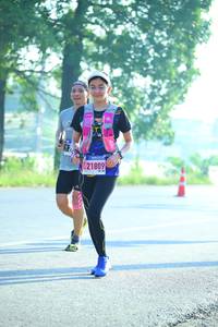 BIB: 21889
                            <button type="button" onclick="openModal(3812511)" class="btn btn-primary btn-sm float-right btn-popup" data-toggle="modal" data-target=".modal-high-quality">
                        <i class="fas fa-shopping-cart"></i> Add to Cart
                    </button>
                                            <button type="button" onclick="isThisMe(3812511, true)" class="btn btn-success btn-sm float-right btn-popup btn-isme hidden" data-toggle="tooltip" data-placement="bottom" title="นี่คือรูปของคุณใช่ไหม คลิกที่นี่เพื่อเอาเข้าอัลบั้ม">
                        <i class="fas fa-plus"></i> Add to album
                    </button>
                    <button type="button" onclick="isThisMe(3812511, false)" class="btn btn-warning btn-sm float-right btn-popup btn-isnotme hidden">
                        <i class="fas fa-ban"></i> Remove from album
                    </button>