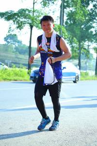 BIB: 2019
                            <button type="button" onclick="openModal(3712662)" class="btn btn-primary btn-sm float-right btn-popup" data-toggle="modal" data-target=".modal-high-quality">
                        <i class="fas fa-shopping-cart"></i> Add to Cart
                    </button>
                                            <button type="button" onclick="isThisMe(3712662, true)" class="btn btn-success btn-sm float-right btn-popup btn-isme hidden" data-toggle="tooltip" data-placement="bottom" title="นี่คือรูปของคุณใช่ไหม คลิกที่นี่เพื่อเอาเข้าอัลบั้ม">
                        <i class="fas fa-plus"></i> Add to album
                    </button>
                    <button type="button" onclick="isThisMe(3712662, false)" class="btn btn-warning btn-sm float-right btn-popup btn-isnotme hidden">
                        <i class="fas fa-ban"></i> Remove from album
                    </button>